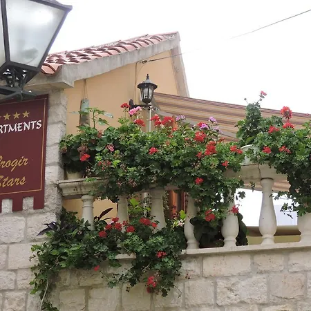 Guest house & Stars Free Parking