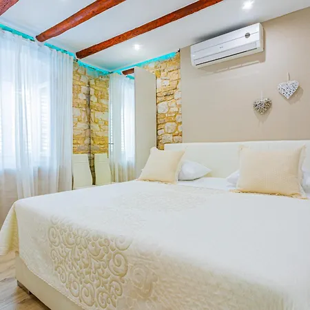 Guest house & Stars Free Parking