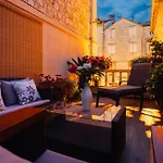 Old Town Stars With Free Parking 4*