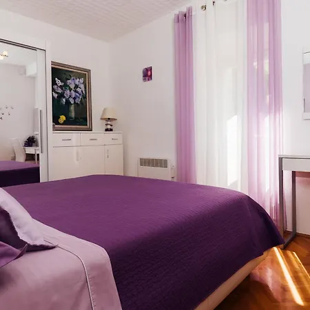 Old Town Stars With Free Parking Guest house 4*