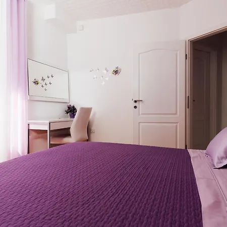 Guest house Old Town Stars With Free Parking