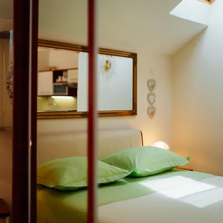 Old Town Stars With Free Parking Pensión 4*