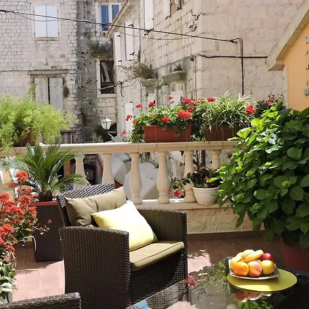 Pensionat & Stars Free Parking Trogir